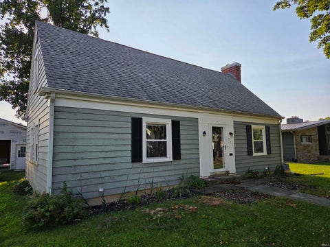 Tiny photo for 511 S Illinois Street, Monticello, IN 47960 (MLS # 202636698)