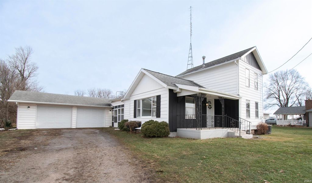 Photo of 915 Hawpatch Street, Lagrange, IN 46761 (MLS # 202549717)