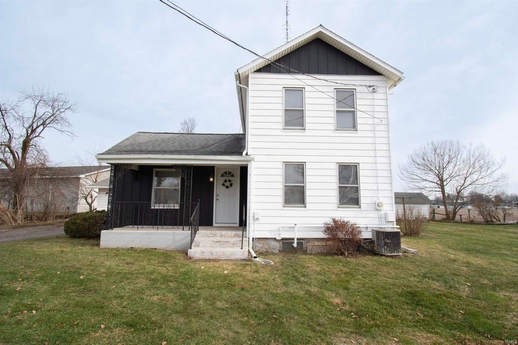 Photo of 915 Hawpatch Street, Lagrange, IN 46761 (MLS # 202549717)