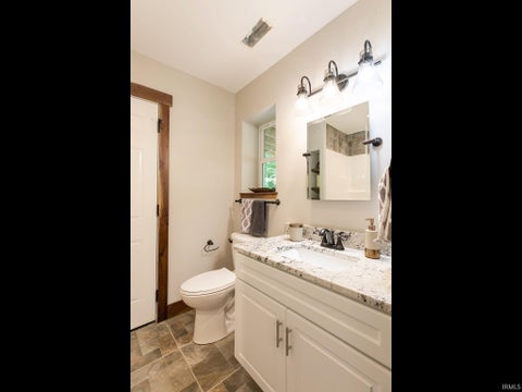 Tiny photo for 3118 S Hoff Lane, Bloomington, IN 47403 (MLS # 202644183)