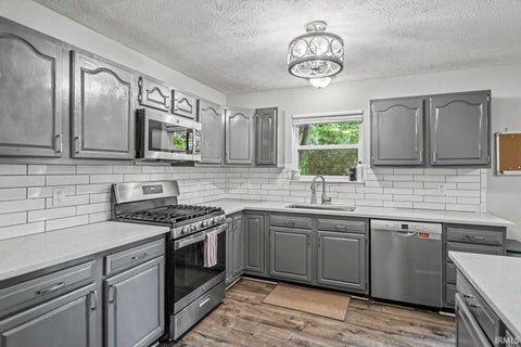 Tiny photo for 100 Trowbridge Drive, Lafayette, IN 47909 (MLS # 202628352)