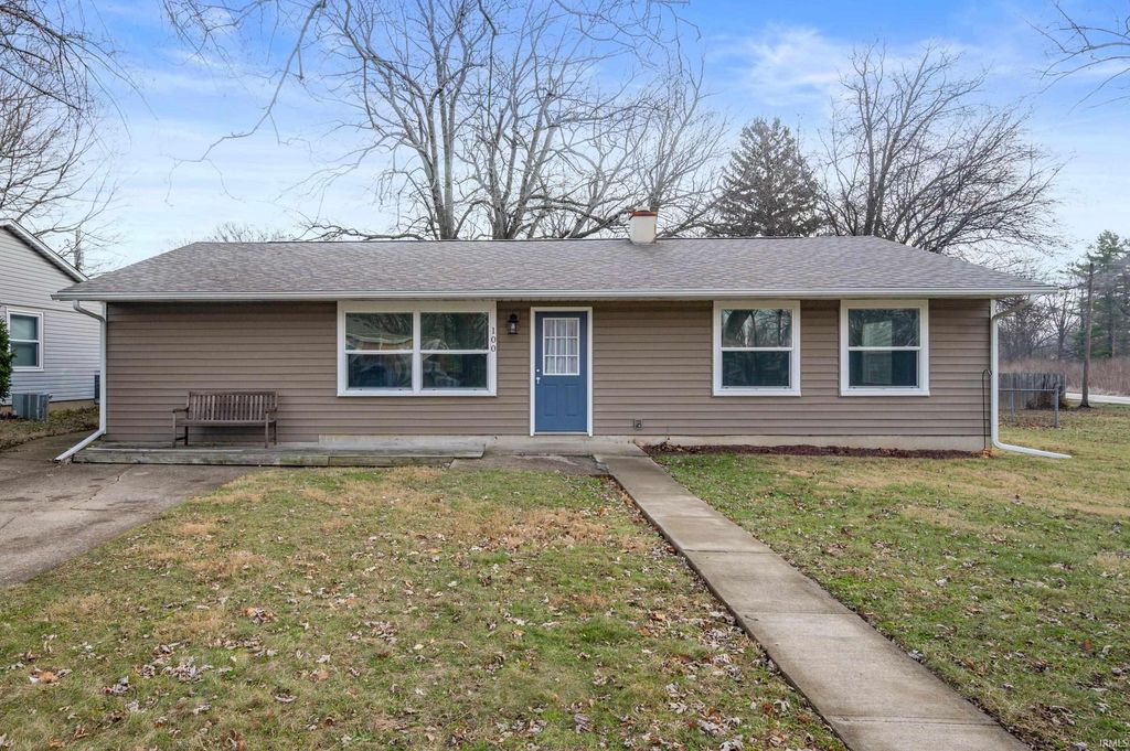 Photo of 100 N Tyrone Avenue, Muncie, IN 47304 (MLS # 202549768)