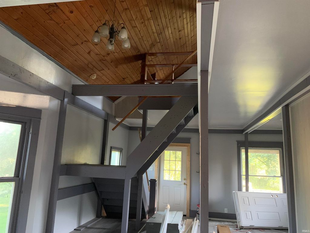 Photo of 307 E Goshen Road, Osceola, IN 46561 (MLS # 202535926)