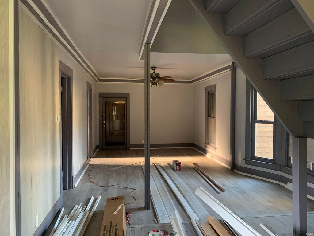 Photo of 307 E Goshen Road, Osceola, IN 46561 (MLS # 202535926)