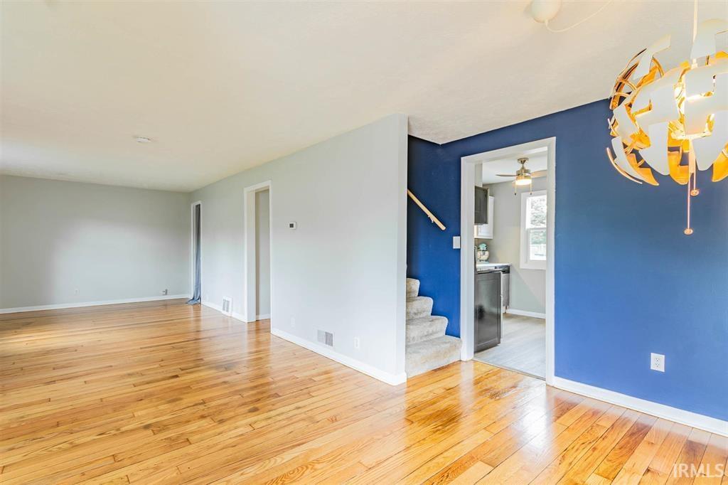 South Bend, Indiana 46635, United States, 3 Bedrooms Bedrooms, ,1 BathroomBathrooms,Residential,Active,3513