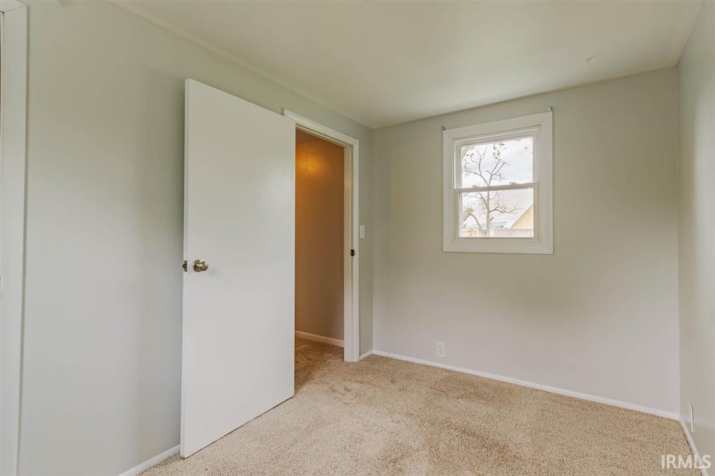 South Bend, Indiana 46635, United States, 3 Bedrooms Bedrooms, ,1 BathroomBathrooms,Residential,Active,3513