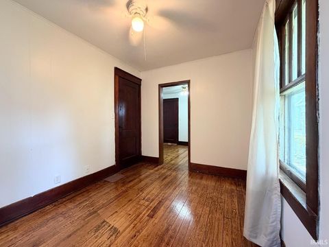 Tiny photo for 1108 N Courtland Avenue, Kokomo, IN 46901 (MLS # 202622762)
