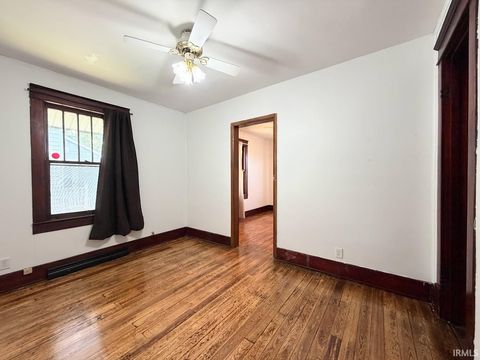 Tiny photo for 1108 N Courtland Avenue, Kokomo, IN 46901 (MLS # 202622762)