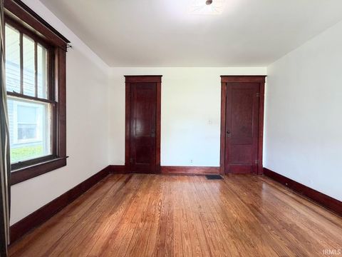 Tiny photo for 1108 N Courtland Avenue, Kokomo, IN 46901 (MLS # 202622762)