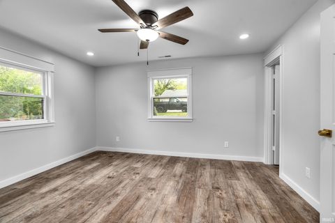 Tiny photo for 1108 Potomac Avenue, Lafayette, IN 47905 (MLS # 202613693)