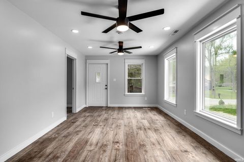 Tiny photo for 1108 Potomac Avenue, Lafayette, IN 47905 (MLS # 202613693)