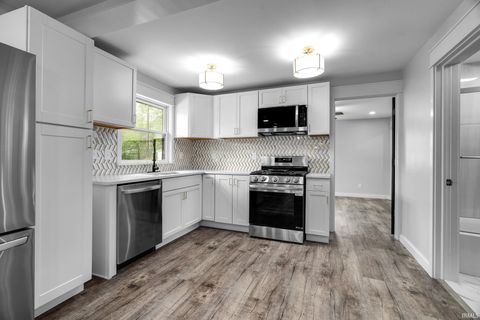 Tiny photo for 1108 Potomac Avenue, Lafayette, IN 47905 (MLS # 202613693)