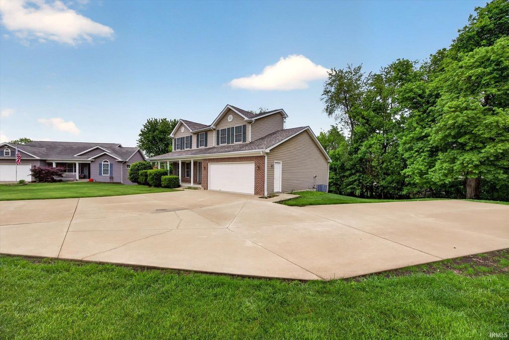 Photo of 7301 W Higgins Court, Ellettsville, IN 47429 (MLS # 202617024)