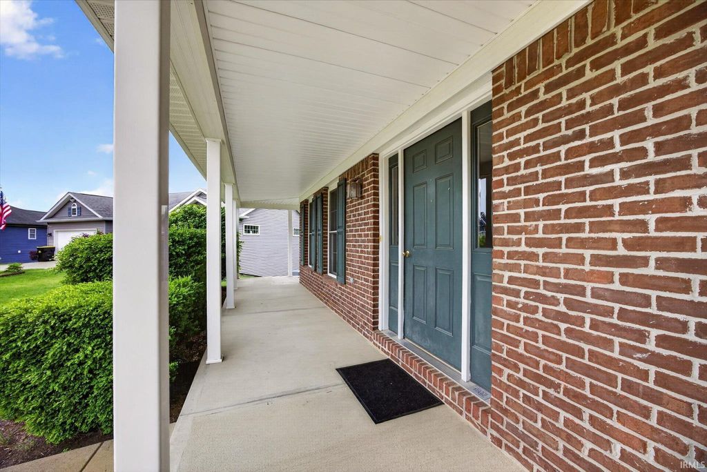 Photo of 7301 W Higgins Court, Ellettsville, IN 47429 (MLS # 202617024)
