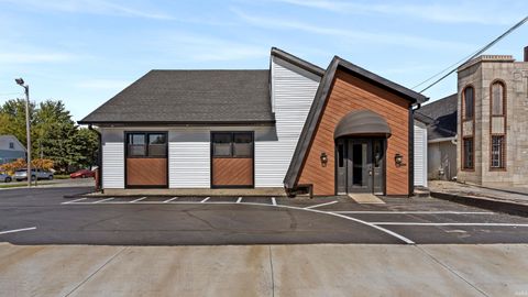 Photo of 600 E Markland Avenue, Kokomo, IN 46902 (MLS # 202543777) Photo of 600 E Markland Avenue, Kokomo, IN 46902 (MLS # 202543777)