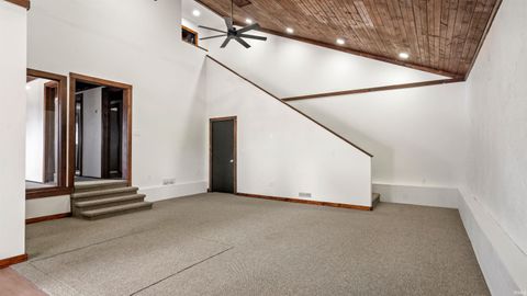 Tiny photo for 600 E Markland Avenue, Kokomo, IN 46902 (MLS # 202543777)