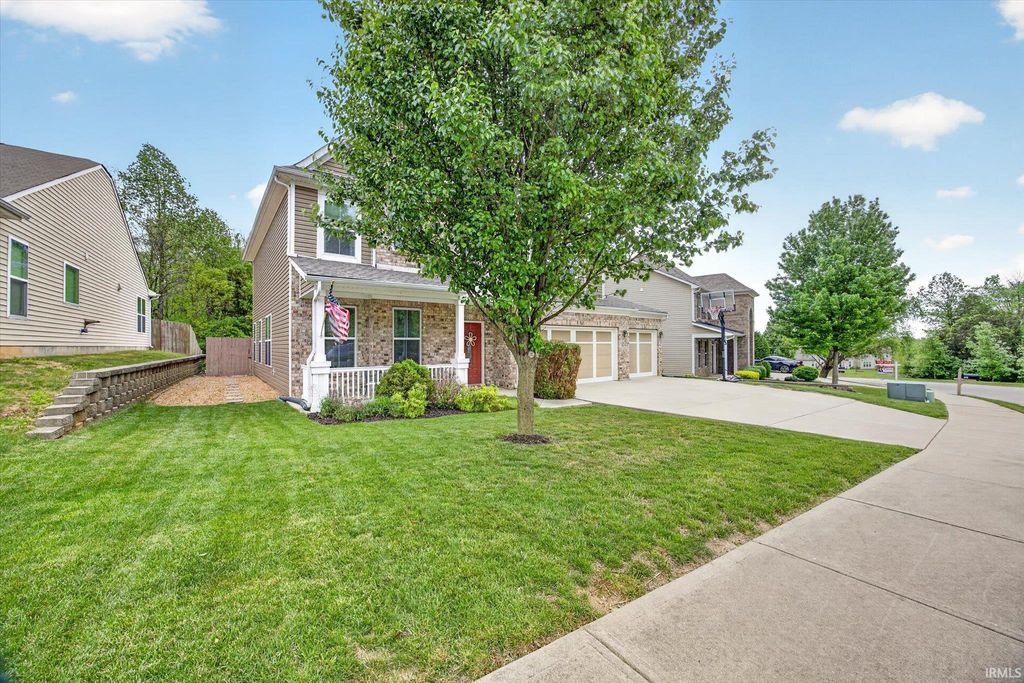 Photo of 5484 W Hoge Drive, Bloomington, IN 47403 (MLS # 202615649)