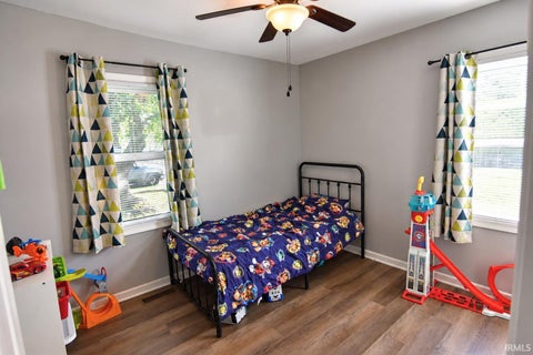 Tiny photo for 607 Lexington Road, Evansville, IN 47710 (MLS # 202643657)