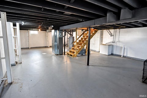 Tiny photo for 607 Lexington Road, Evansville, IN 47710 (MLS # 202643657)