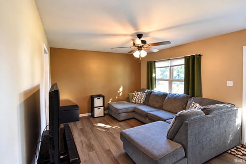 Tiny photo for 607 Lexington Road, Evansville, IN 47710 (MLS # 202643657)