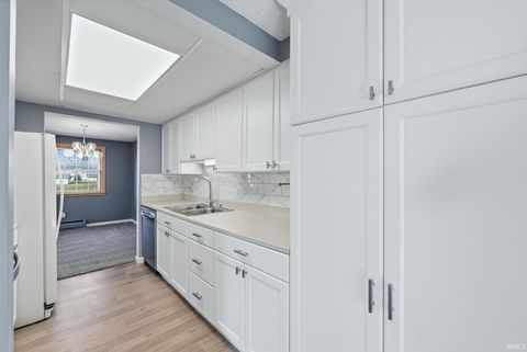 Tiny photo for 6116 Beaumont Drive, Fort Wayne, IN 46825 (MLS # 202610586)