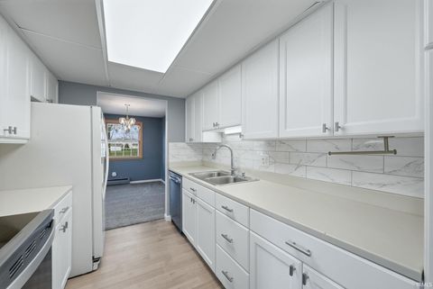 Tiny photo for 6116 Beaumont Drive, Fort Wayne, IN 46825 (MLS # 202610586)