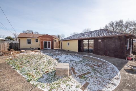 Tiny photo for 1405 Hedgewood Drive, Lafayette, IN 47904 (MLS # 202549922)