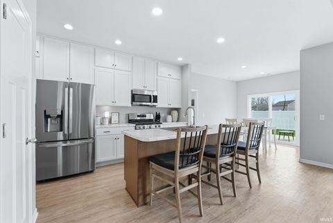 Tiny photo for 1209 Verdigris Pass, Fort Wayne, IN 46845 (MLS # 202612309)