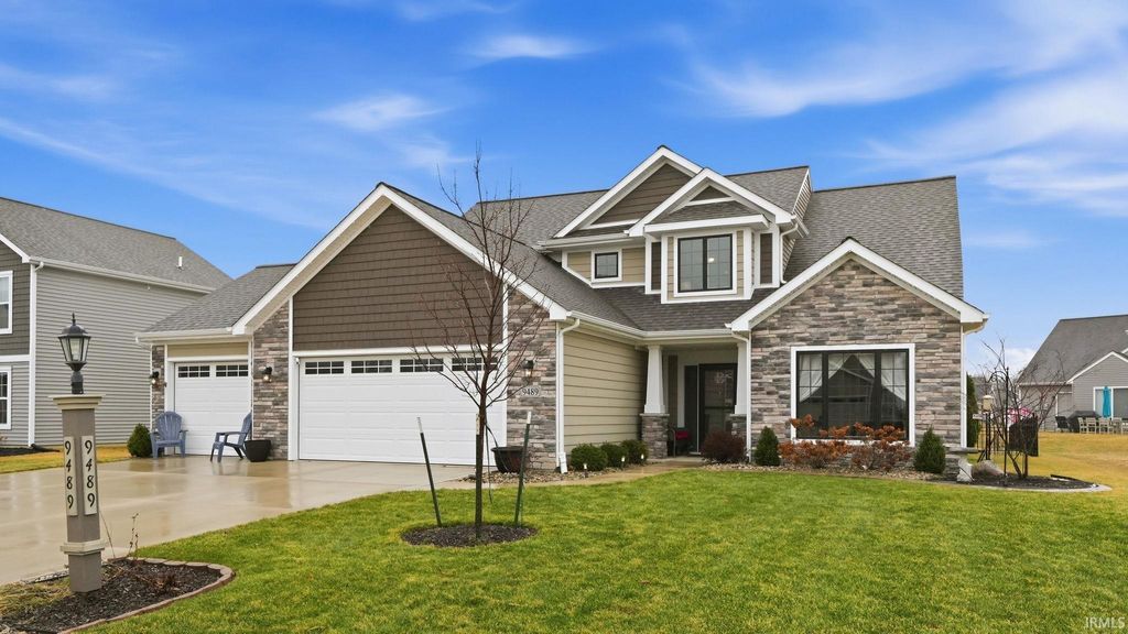 Photo of 9489 Belinni Lane, Fort Wayne, IN 46818 (MLS # 202607217)