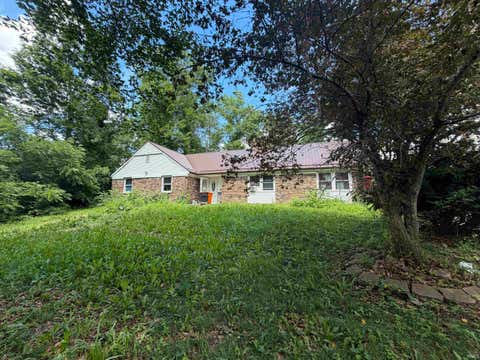 Photo of 2584 W Woodland Avenue, Peru, IN 46970 (MLS # 202633040)