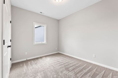 Tiny photo for 1384 Zenos Boulevard, Fort Wayne, IN 46818 (MLS # 202603330)