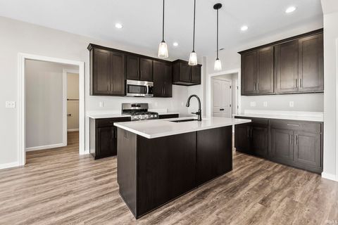 Tiny photo for 1384 Zenos Boulevard, Fort Wayne, IN 46818 (MLS # 202603330)