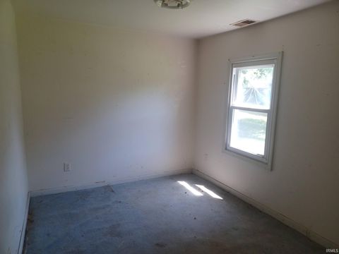 Tiny photo for 2716 S Villa Drive, Evansville, IN 47714 (MLS # 202617670)
