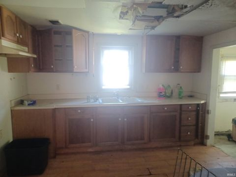 Tiny photo for 2716 S Villa Drive, Evansville, IN 47714 (MLS # 202617670)