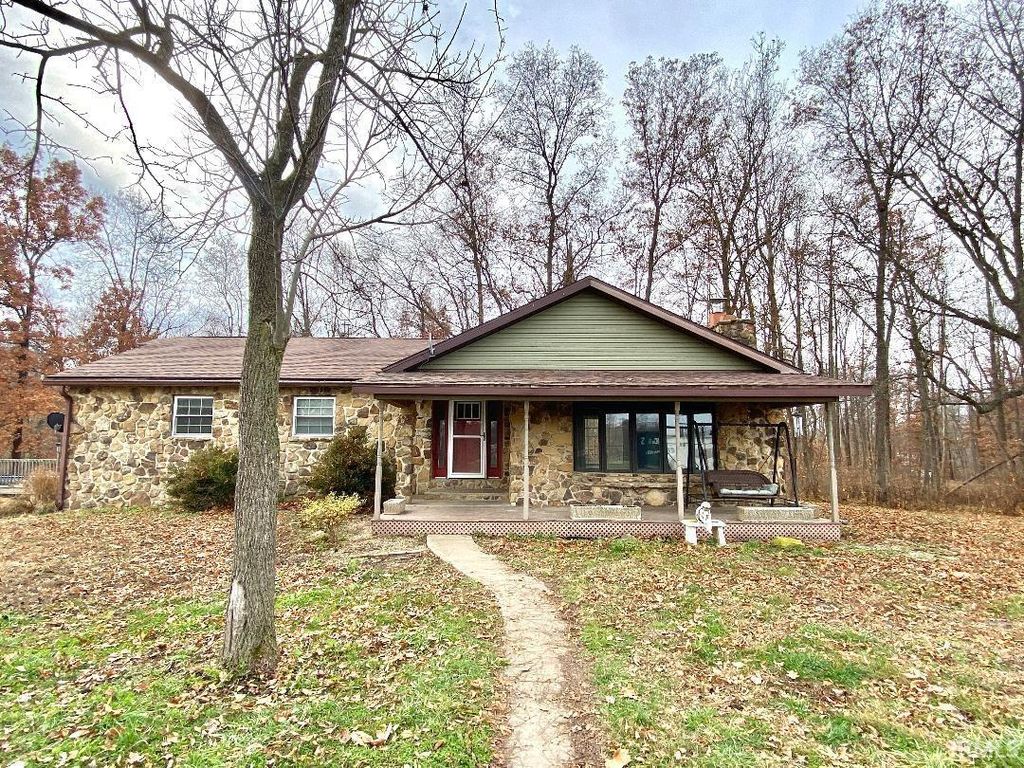 Photo of 1789 W 400 N Road, Worthington, IN 47471 (MLS # 202547752)