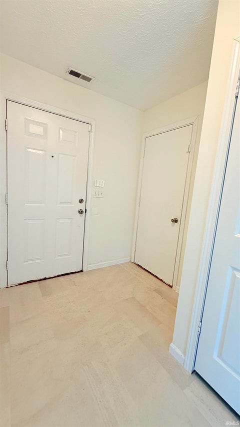 Tiny photo for 1527 W 31st Street, Marion, IN 46953 (MLS # 202637335)