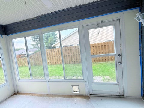 Tiny photo for 1527 W 31st Street, Marion, IN 46953 (MLS # 202637335)