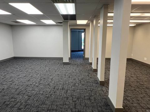 Tiny photo for 123 N Buckeye Street #Suite A & B, Kokomo, IN 46901 (MLS # 202613338)