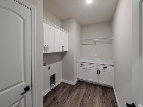 Tiny photo for 3565 N West Shafer Drive, Monticello, IN 47960 (MLS # 202542302)