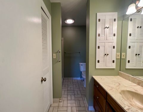 Tiny photo for 1 Golfview Drive, Logansport, IN 46947 (MLS # 202606282)