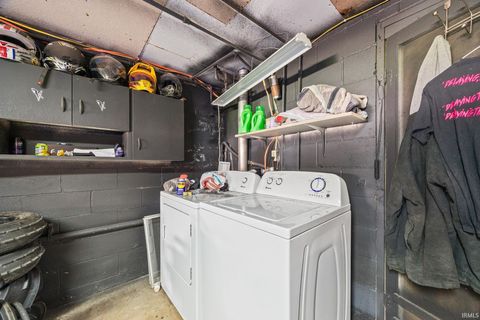 Tiny photo for 2900 High Street, Logansport, IN 46947 (MLS # 202604752)