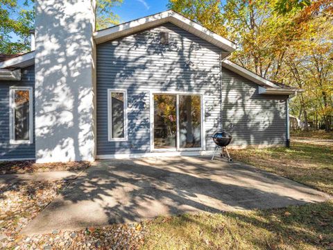 Tiny photo for 5134 W Arlington Park Boulevard, Fort Wayne, IN 46835 (MLS # 202543063)