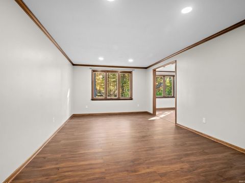 Tiny photo for 5134 W Arlington Park Boulevard, Fort Wayne, IN 46835 (MLS # 202543063)