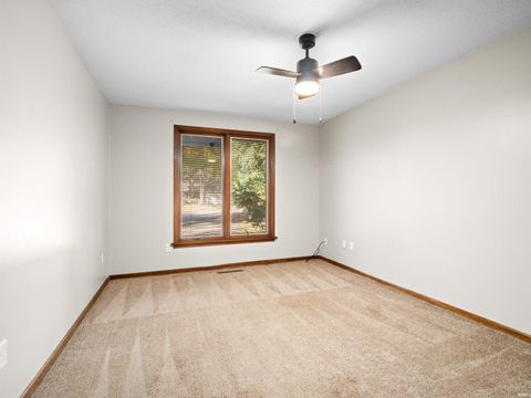 Tiny photo for 5134 W Arlington Park Boulevard, Fort Wayne, IN 46835 (MLS # 202543063)