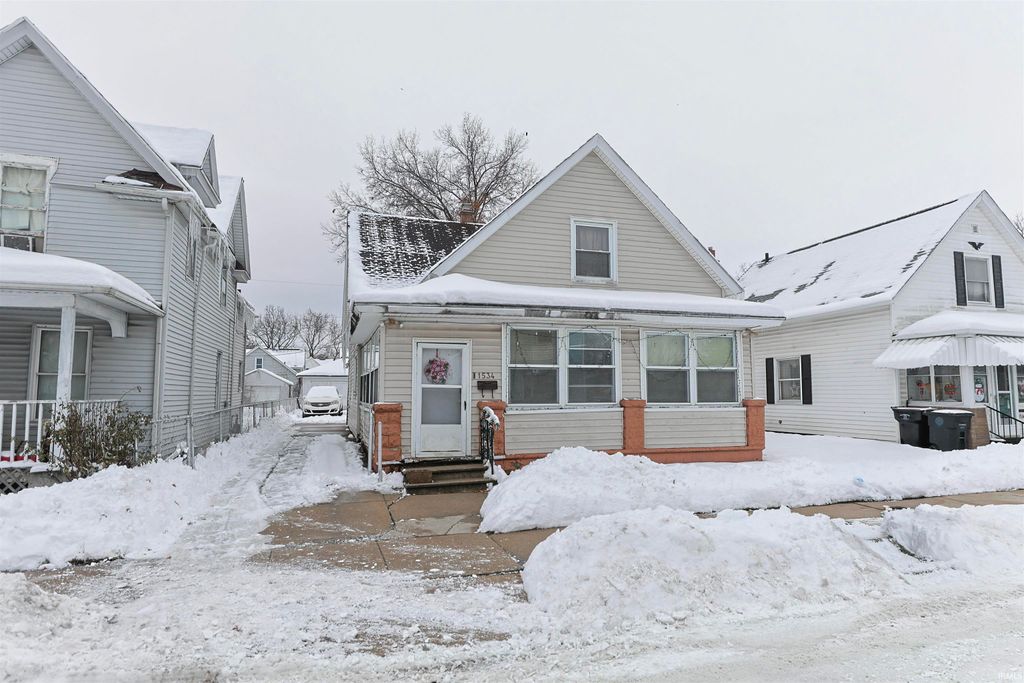 Photo of 1534 Dunham Street, South Bend, IN 46619 (MLS # 202548489)