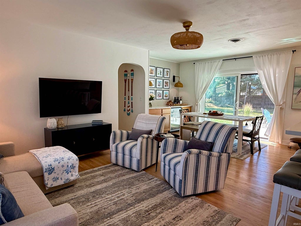 Photo of 1702 Ewing Road, Rochester, IN 46975 (MLS # 202643817)