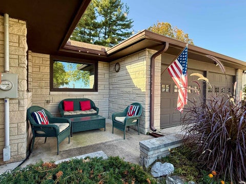 Tiny photo for 1702 Ewing Road, Rochester, IN 46975 (MLS # 202643817)