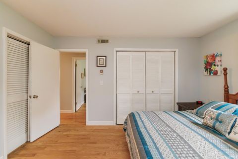 Tiny photo for 8904 W Lonebeech Drive, Muncie, IN 47304 (MLS # 202618449)