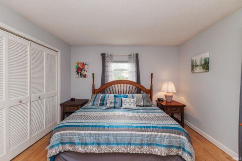 Tiny photo for 8904 W Lonebeech Drive, Muncie, IN 47304 (MLS # 202618449)