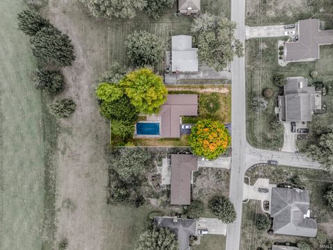 Tiny photo for 8904 W Lonebeech Drive, Muncie, IN 47304 (MLS # 202618449)